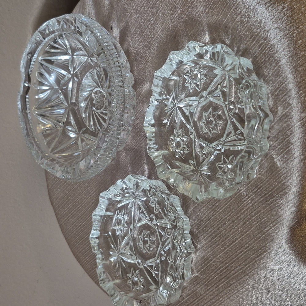 Vintage cut glass set of 3 ashtrays